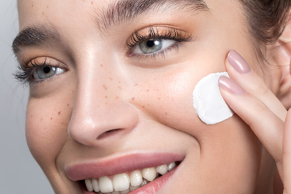 Маска за лице дълготрайна грижа на лицето Ренора Козметик